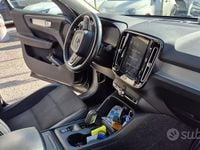 Usata Volvo XC40 Business Edition 150 CV (110 kW) 2020 Nero SUV