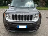 Usata Jeep Renegade Limited 140 CV (102 kW) 2016 Grigio SUV