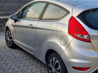 usata Ford Fiesta 1.2 benzina e GPL