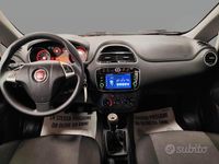 Usata Fiat Punto 69 CV (50 kW) 2017 Rosso Utilitaria