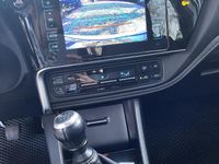 Usata Toyota Auris 112 CV (82 kW) 2015 Grigio Station wagon