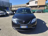 Begagnad Lancia Ypsilon Silver 69 HK (50 kW) 2017 Svart Halvkombi