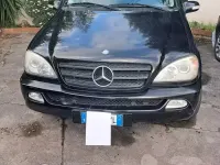 Begagnad Mercedes ML270 163 HK (119 kW) 2004 Svart SUV