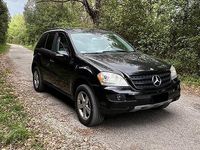 Begagnad Mercedes ML350 Chrome 272 HK (200 kW) 2005 Svart SUV