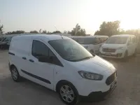 Usata Ford Transit Courier 101 CV (74 kW) 2024 Bianco Furgone
