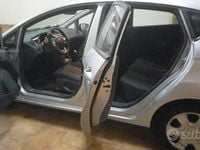 Usata Ford Fiesta 70 CV (51 kW) 2009 Grigio Utilitaria