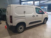 Usata Opel Combo S 102 CV (75 kW) 2020 Bianco Monovolume