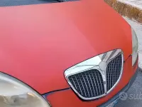 Gebraucht Lancia Ypsilon 80 PS (58 kW) 2004 Rot Kleinwagen