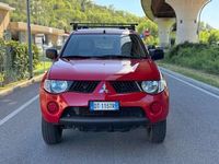 usata Mitsubishi L200 d.cab 2.5 di-d Intense