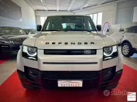 Usata Land Rover Defender S 200 CV (147 kW) 2021 Argento SUV