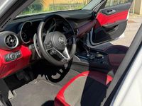Usata Alfa Romeo Giulia 190 CV (139 kW) 2019 Bianco Berlina