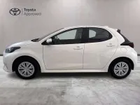 Usata Toyota Yaris Hybrid 92 CV (67 kW) 2025 Bianco Berlina