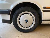 Usata BMW 320 Cabriolet 129 CV (94 kW) 1987 Bianco Cabrio