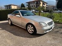 Usata Mercedes SLK200 163 CV (119 kW) 2001 Argento Cabrio