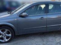 Usata Opel Astra 120 CV (88 kW) 2007 Grigio Berlina