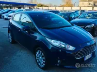 Usata Ford Fiesta 75 CV (55 kW) 2014 Blu Utilitaria