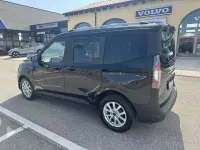 Usata Ford Tourneo Courier Titanium 125 CV (91 kW) 2024 Agate black Monovolume