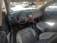 Usata Dacia Sandero 90 CV (66 kW) 2016 Nero Utilitaria