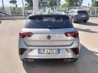 Usata VW T-Roc R-line 110 CV (80 kW) 2023 Pyrit silver SUV