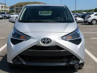 Usata Toyota Aygo X-play 72 CV (52 kW) 2020 Grigio Utilitaria