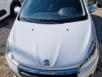 Usata Peugeot 208 Active 75 CV (55 kW) 2016 Bianco Utilitaria