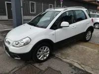 Usata Fiat Sedici 119 CV (87 kW) 2011 Bianco SUV