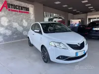 Usata Lancia Ypsilon 95 CV (69 kW) 2016 Grigio Utilitaria