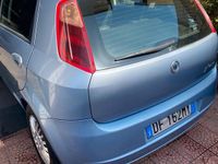 Usata Fiat Grande Punto Dynamic 90 CV (66 kW) 2006 Blu Utilitaria