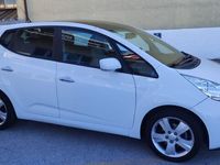 usata Kia Venga 1.6 CRDi VGT TX del 2010 usata a Sala Consilina