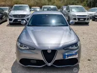 Usata Alfa Romeo Giulia 180 CV (132 kW) 2019 Grigio Berlina