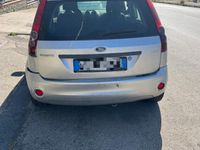 Usata Ford Fiesta 2006 Grigio Utilitaria