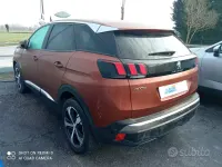 Usata Peugeot 3008 Allure 131 CV (96 kW) 2019 Marrone SUV