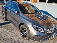 Usata Mercedes GLA200 136 CV (100 kW) 2018 Grigio SUV