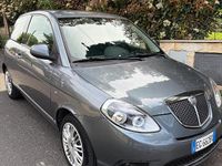 Usata Lancia Ypsilon 69 CV (50 kW) 2011 Grigio Utilitaria