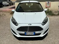 Usata Ford Fiesta 75 CV (55 kW) 2014 Bianco Utilitaria