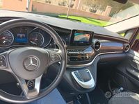 Usata Mercedes V220 Edition 2022 Rosso Monovolume