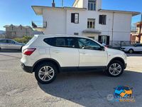 Usata Nissan Qashqai Tekna 150 CV (110 kW) 2010 Bianco SUV