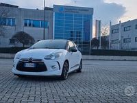 Usata DS Automobiles DS3 95 CV (69 kW) 2012 Bianco Coupé