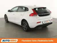 Usata Volvo V40 Plus 122 CV (89 kW) 2018 Bianco Station wagon
