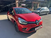 Usata Renault Clio IV Life 90 CV (66 kW) 2019 Rosso Berlina