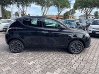 Usata Lancia Ypsilon S 69 CV (50 kW) 2024 Nero Utilitaria