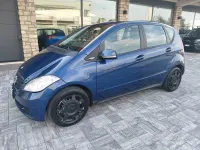 Usata Mercedes A180 Elegance 109 CV (80 kW) 2010 Bluazzurro Berlina