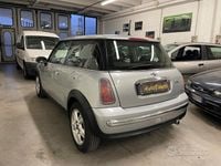 Usata Mini ONE 90 CV (66 kW) 2004 Grigio Utilitaria