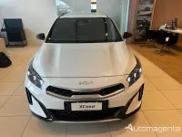Nuova Kia XCeed 116 CV (85 kW) 2026 Deluxe white SUV