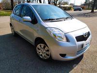 usata Toyota Yaris 1.0 vvt-i SOL 5 PORTE NEOPATENTI OK