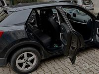 Usata Audi Q2 Business 116 CV (85 kW) 2021 Grigio SUV