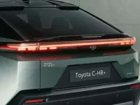 Nuova Toyota C-HR+ 80 kW (109 CV) 2026 Argento SUV