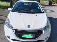 Usata Peugeot 208 2014 Utilitaria