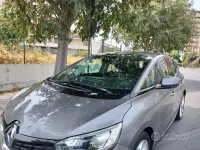 Usata Renault Scénic 110 CV (80 kW) 2017 Monovolume