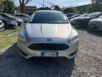 Usata Ford Focus 120 CV (88 kW) 2015 Grigio Station wagon